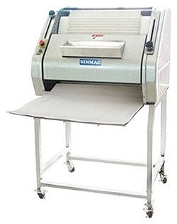 Машина тестозакаточная SINMAG SM-380B со стендом E32214 - фото 2974300